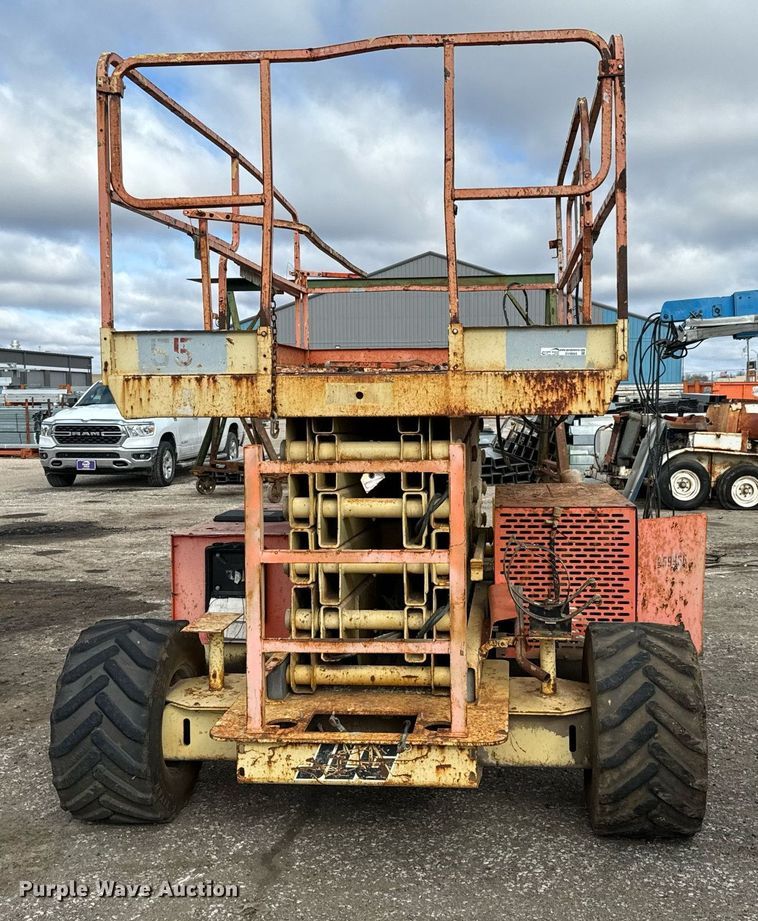 image for item DV9865 2001 JLG 40RTS scissor lift