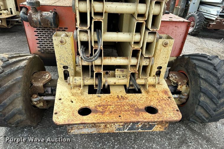 image for item DV9865 2001 JLG 40RTS scissor lift