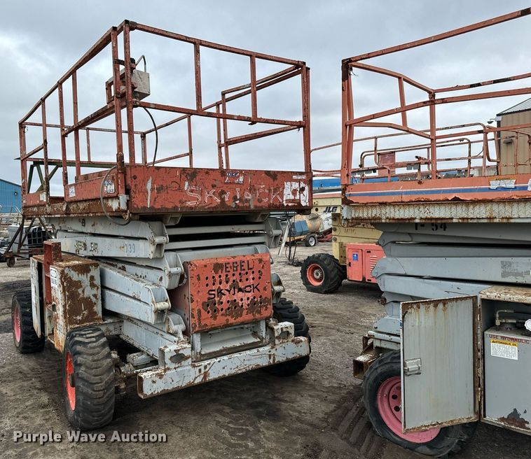 image for item DV9866 1997 Skyjack SJ8841 scissor lift