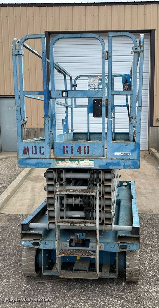image for item DV9867 Genie GS-3246 scissor lift