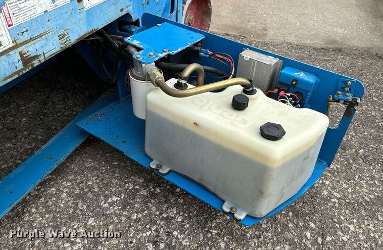 image for item DV9867 Genie GS-3246 scissor lift