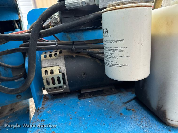 image for item DV9867 Genie GS-3246 scissor lift