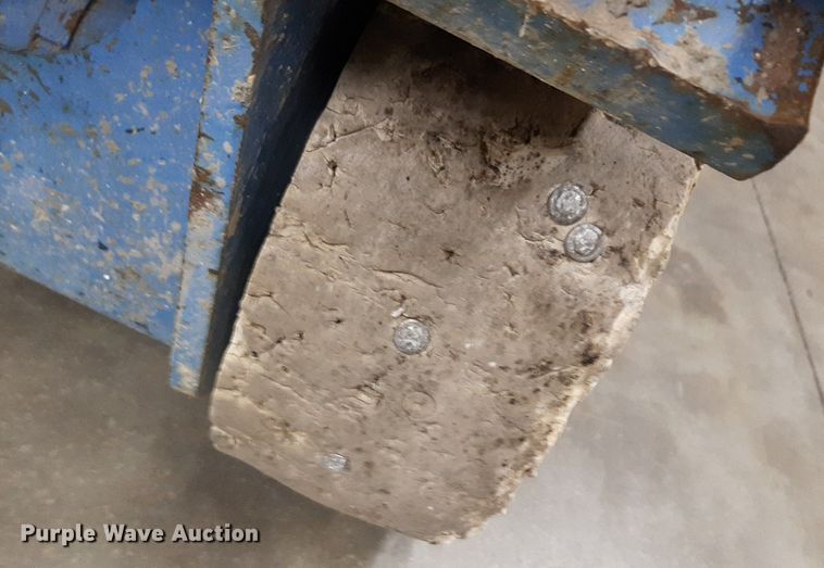 image for item DV9869 Genie GS-1930 scissor lift