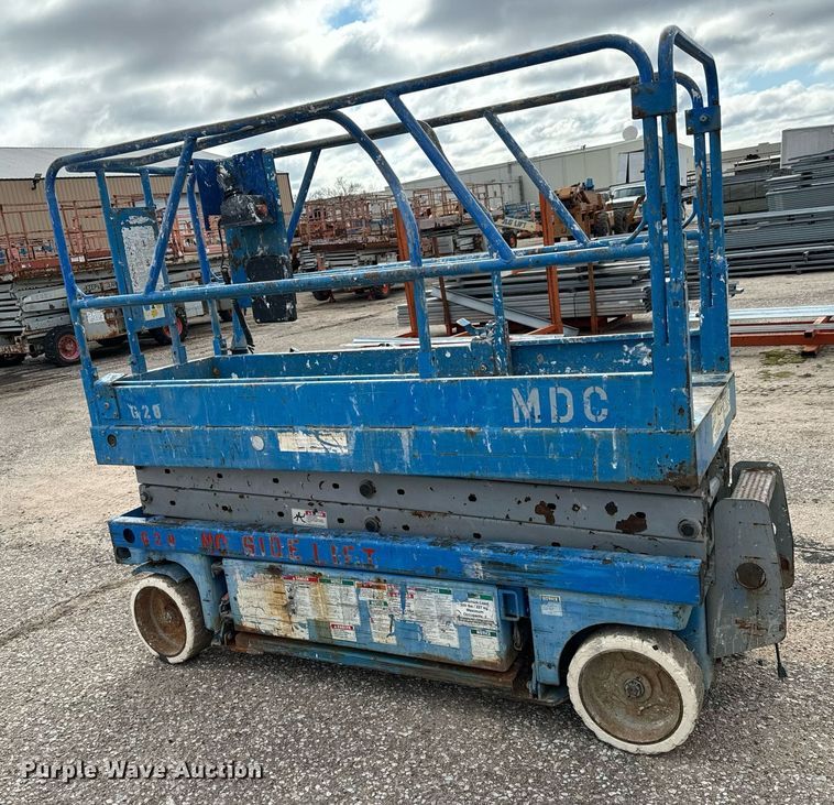 image for item DV9870 Genie GS-2032 scissor lift