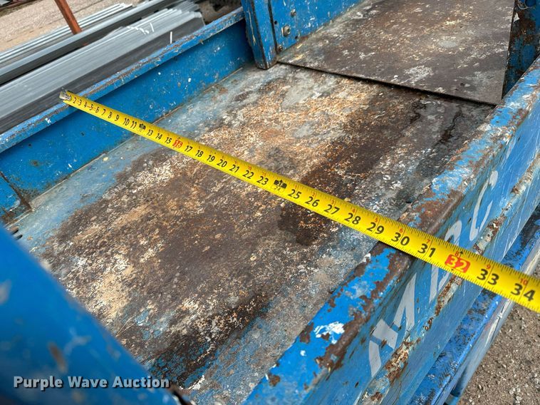 image for item DV9870 Genie GS-2032 scissor lift