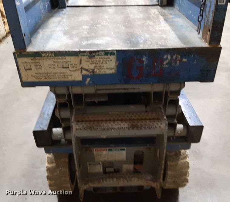 image for item DV9872 Genie GS-2032 scissor lift