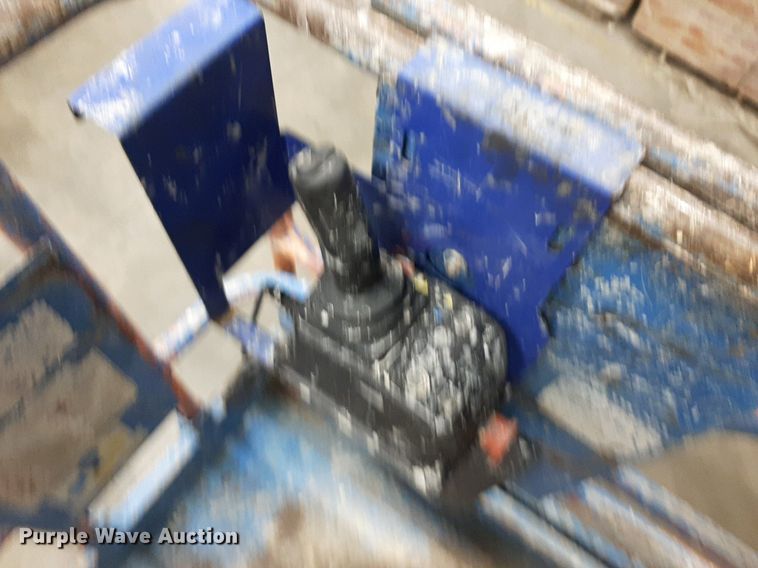 image for item DV9872 Genie GS-2032 scissor lift