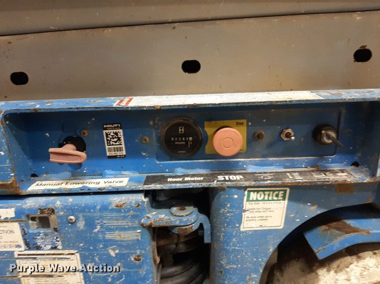 image for item DV9872 Genie GS-2032 scissor lift
