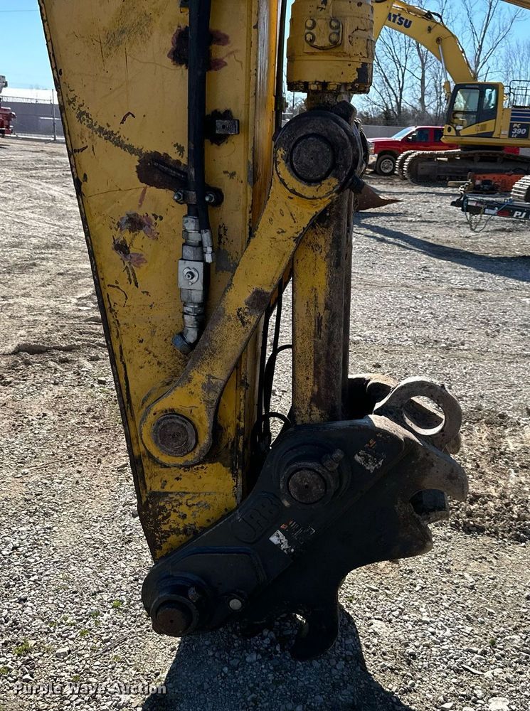 image for item DW2969 2011 Komatsu PC360LC-10 excavator