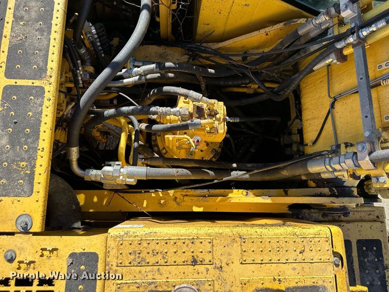 image for item DW2969 2011 Komatsu PC360LC-10 excavator