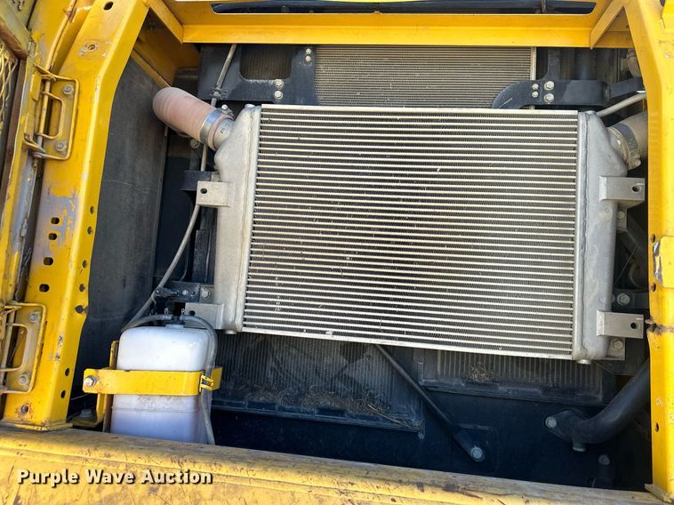 image for item DW2969 2011 Komatsu PC360LC-10 excavator