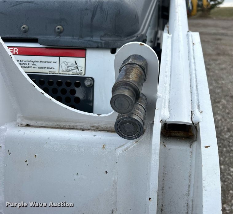 image for item EG1176 2020 Bobcat MT85 compact utility loader