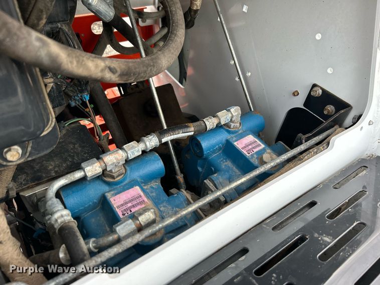 image for item EG1176 2020 Bobcat MT85 compact utility loader