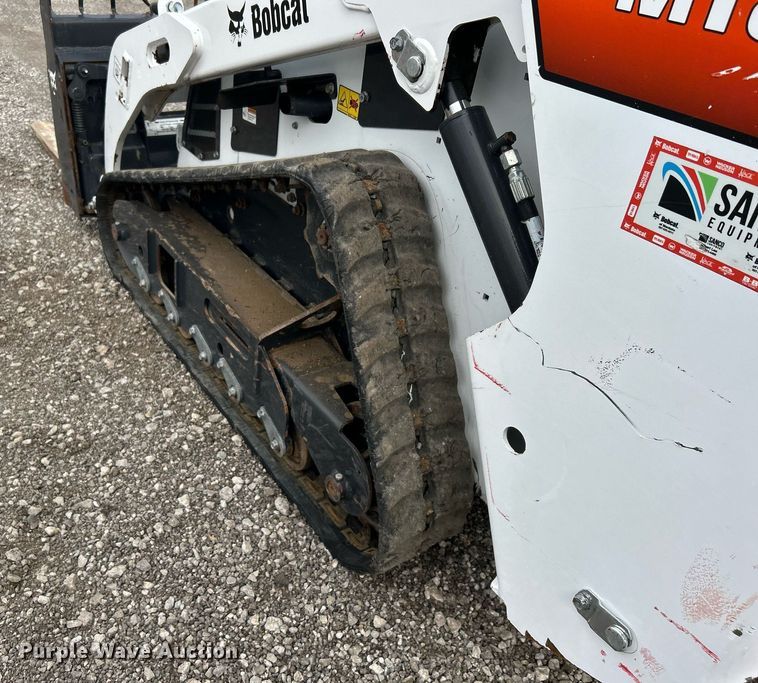 image for item EG1176 2020 Bobcat MT85 compact utility loader