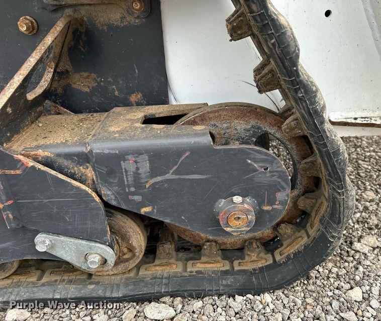 image for item EG1176 2020 Bobcat MT85 compact utility loader