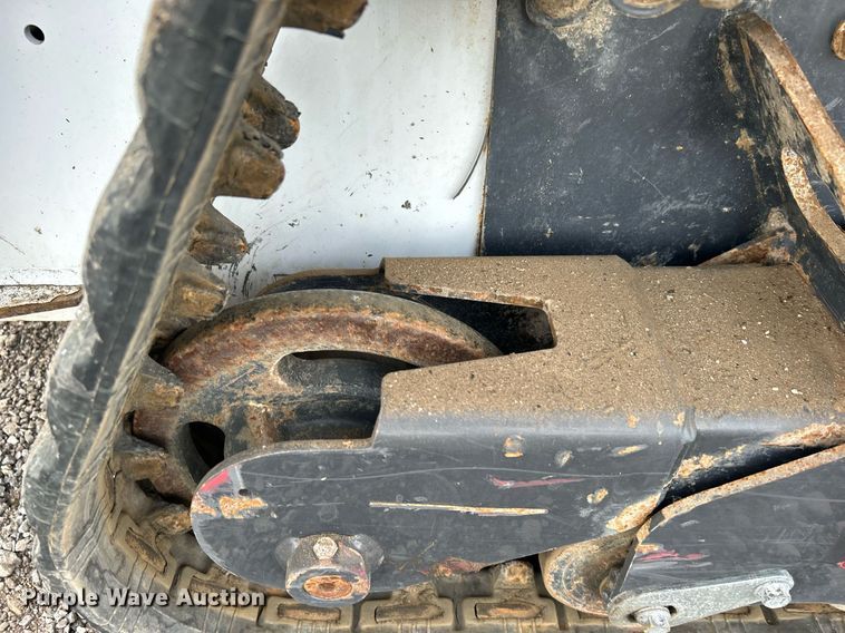 image for item EG1176 2020 Bobcat MT85 compact utility loader