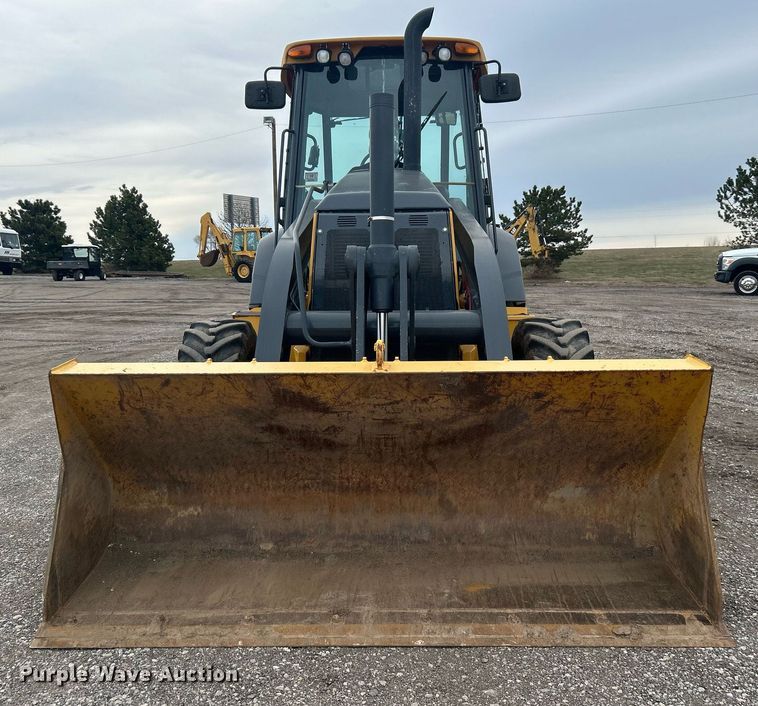 image for item EG1178 2014 John Deere 310SK backhoe