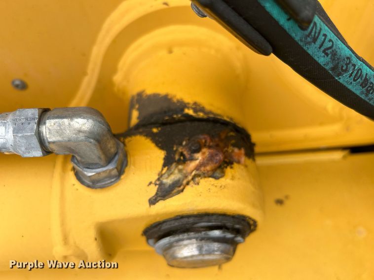 image for item EG1178 2014 John Deere 310SK backhoe