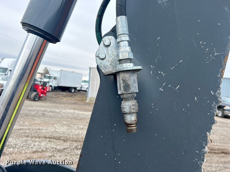 image for item EG1178 2014 John Deere 310SK backhoe