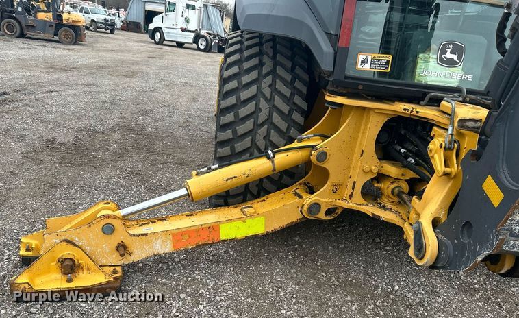 image for item EG1178 2014 John Deere 310SK backhoe