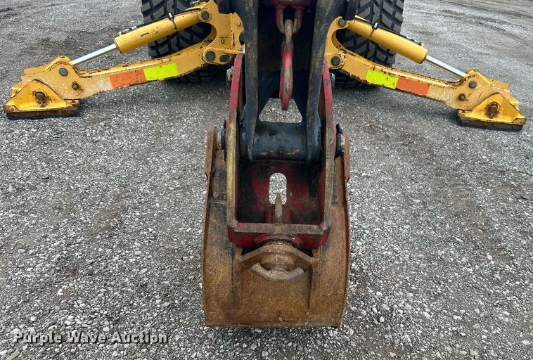 image for item EG1178 2014 John Deere 310SK backhoe