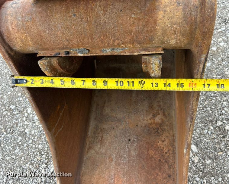 image for item EG1178 2014 John Deere 310SK backhoe