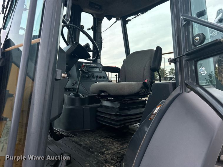 image for item EG1178 2014 John Deere 310SK backhoe