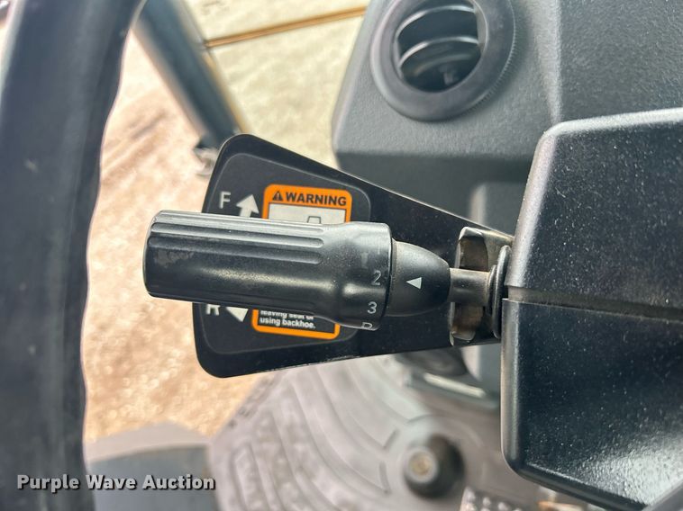 image for item EG1178 2014 John Deere 310SK backhoe