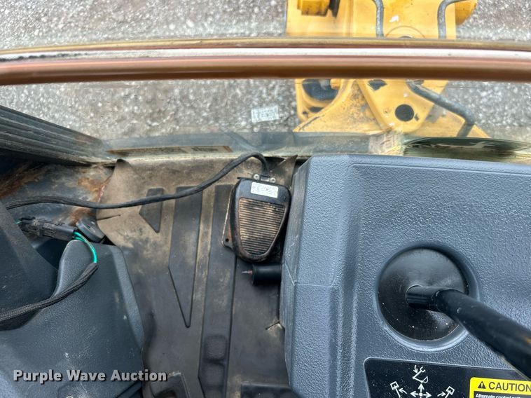 image for item EG1178 2014 John Deere 310SK backhoe