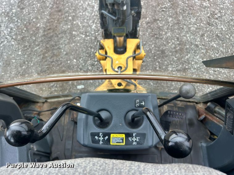 image for item EG1178 2014 John Deere 310SK backhoe