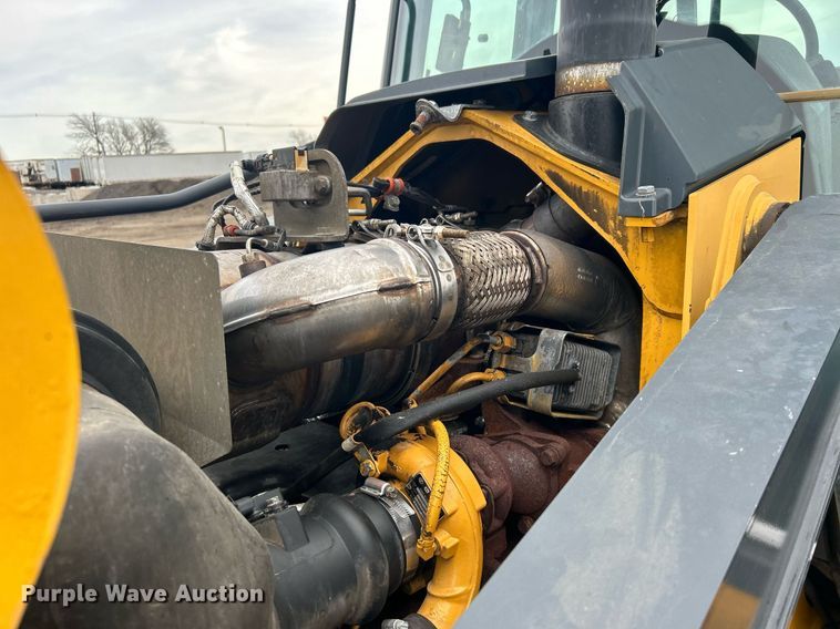 image for item EG1178 2014 John Deere 310SK backhoe