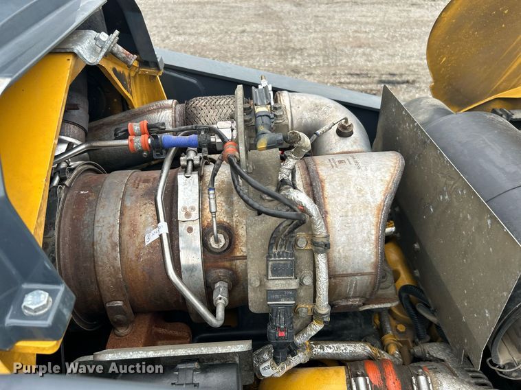 image for item EG1178 2014 John Deere 310SK backhoe