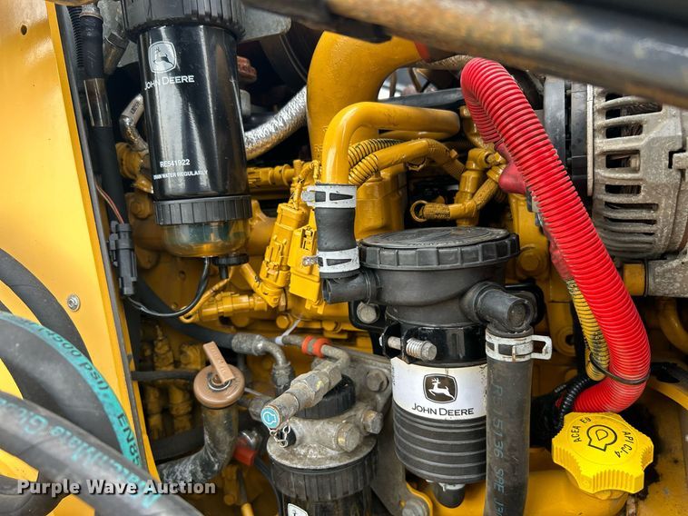 image for item EG1178 2014 John Deere 310SK backhoe