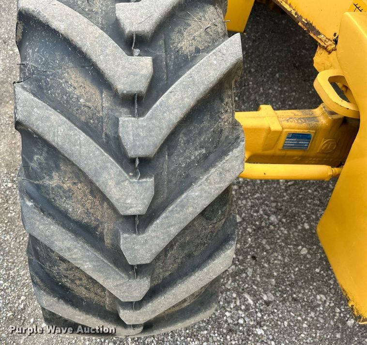 image for item EG1178 2014 John Deere 310SK backhoe