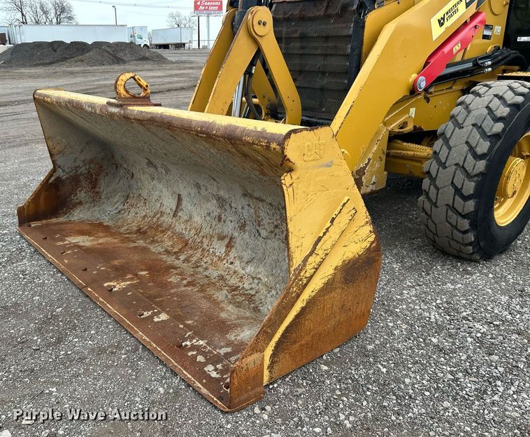 image for item EG1180 2015 Caterpillar  420F2 backhoe