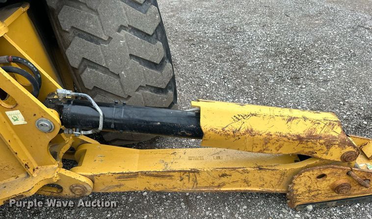 image for item EG1180 2015 Caterpillar  420F2 backhoe