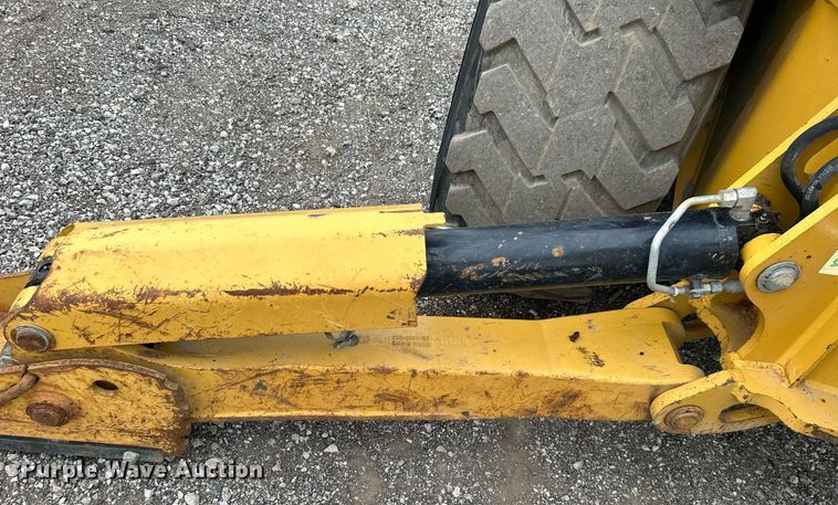 image for item EG1180 2015 Caterpillar  420F2 backhoe