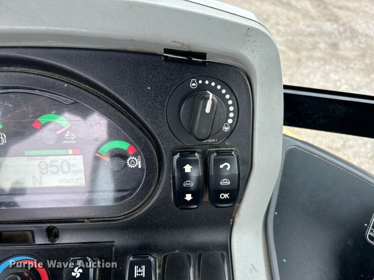 image for item EG1180 2015 Caterpillar  420F2 backhoe