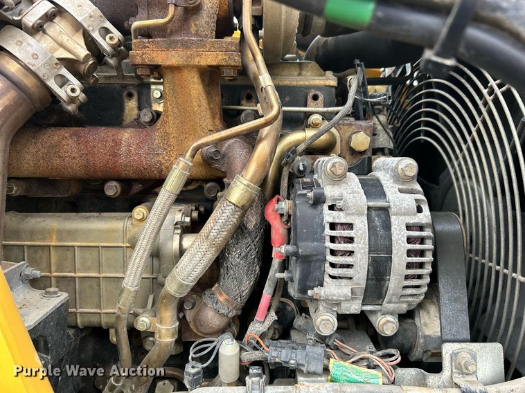 image for item EG1180 2015 Caterpillar  420F2 backhoe