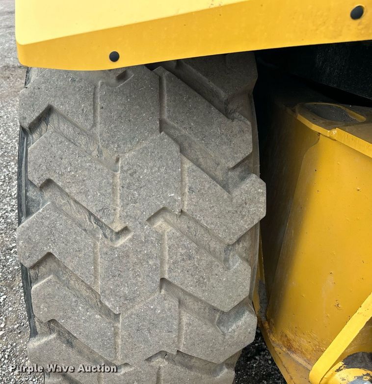 image for item EG1180 2015 Caterpillar  420F2 backhoe