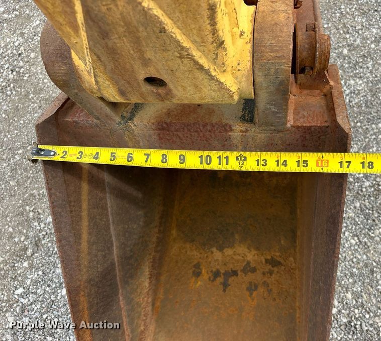 image for item EG1182 Ford 555B backhoe