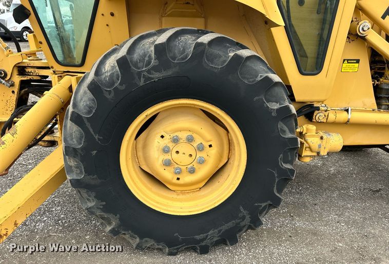 image for item EG1182 Ford 555B backhoe