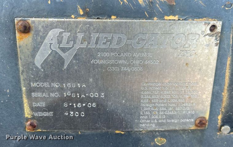 image for item EG1194 1999 Caterpillar  IT28G integrated tool carrier