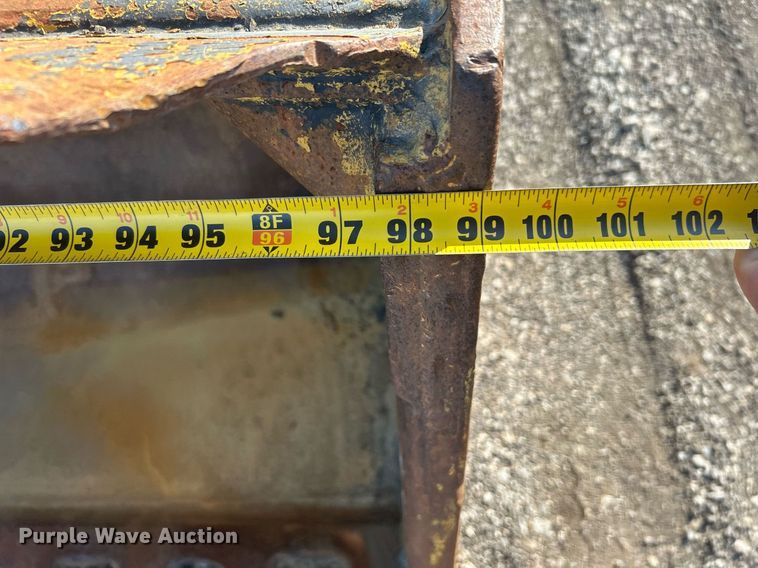 image for item EG1194 1999 Caterpillar  IT28G integrated tool carrier