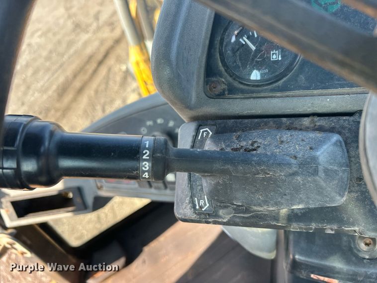 image for item EG1194 1999 Caterpillar  IT28G integrated tool carrier