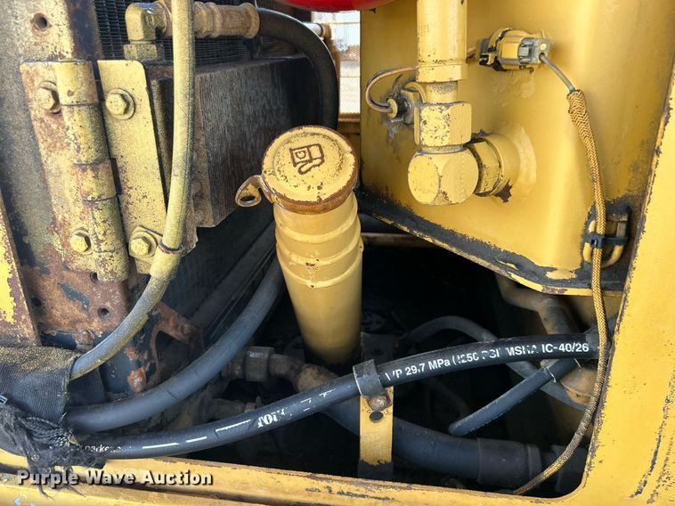 image for item EG1194 1999 Caterpillar  IT28G integrated tool carrier