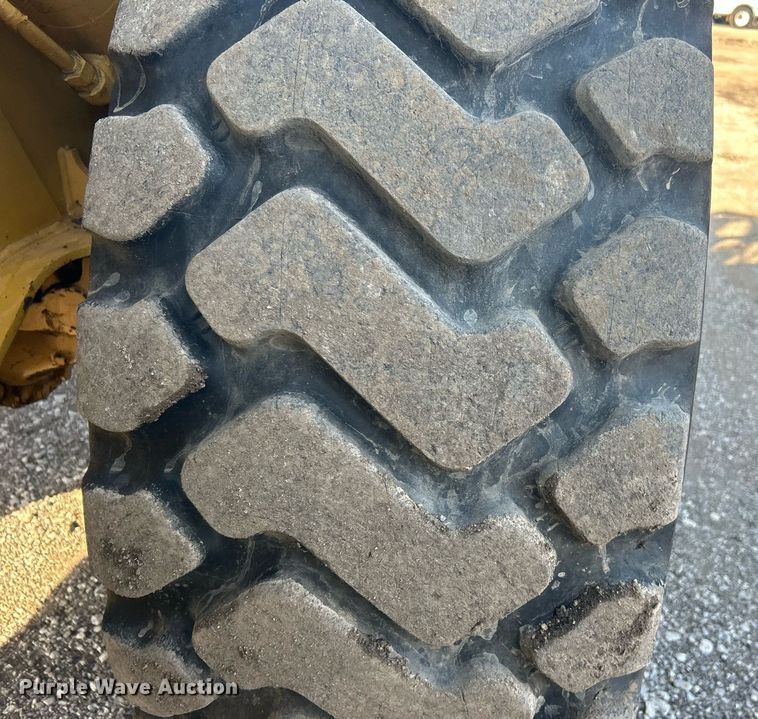 image for item EG1194 1999 Caterpillar  IT28G integrated tool carrier