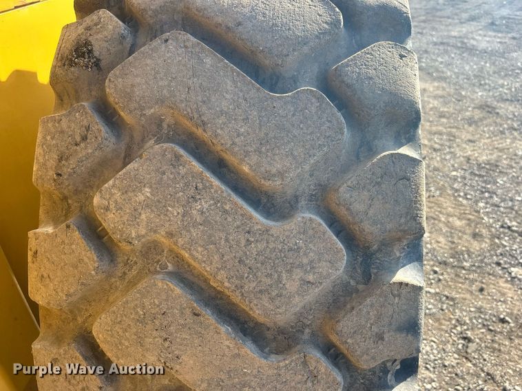 image for item EG1194 1999 Caterpillar  IT28G integrated tool carrier