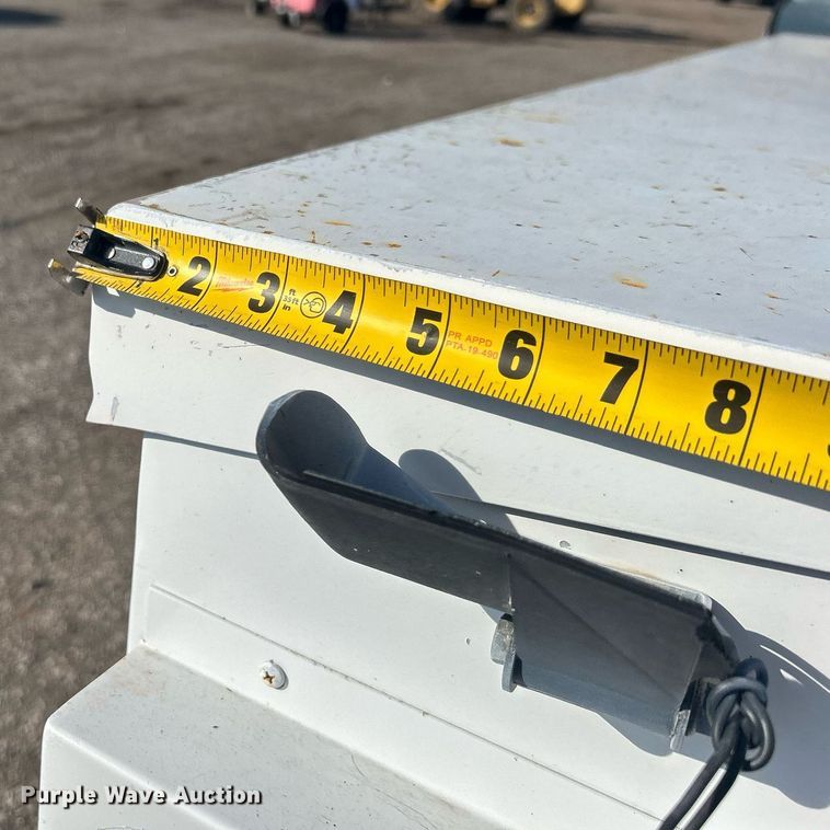 image for item EG1195 2017 Ford F350 Super Duty SuperCab utility bed pickup truck