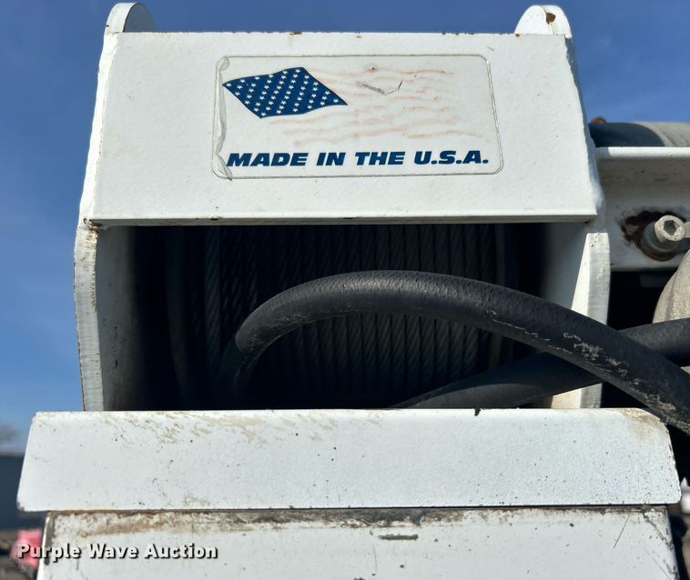 image for item EG1195 2017 Ford F350 Super Duty SuperCab utility bed pickup truck